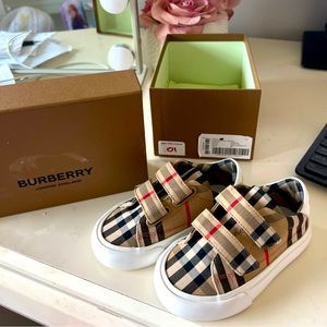 Toddler Burberry sneakers
